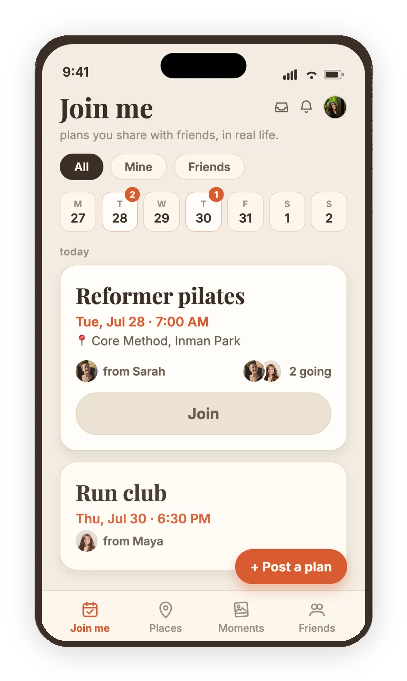 amiqo Join me screen with a Reformer pilates class from Sarah and two friends already going.